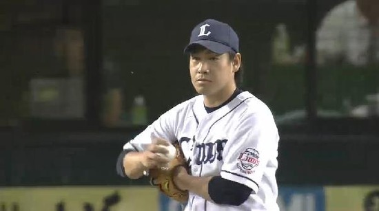 ５回表３銀次センターオーバー２ベース1点 (2)