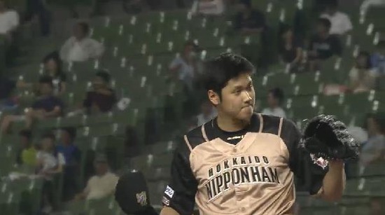 ４回裏３おかわりメモリアル弾 (5)