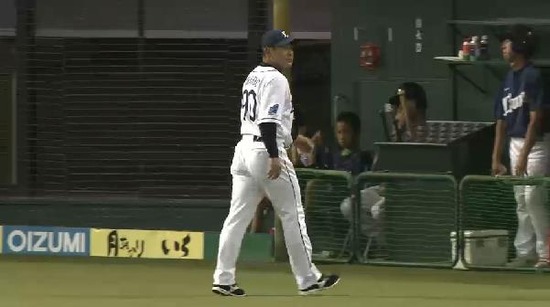 4回表1陽タイムリーKO (2)