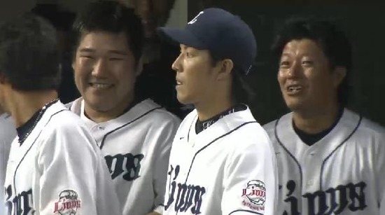 ７回裏３メヒア逆転２ラン (7)