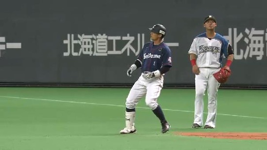 ４回表１栗山チーム初ヒット (1)