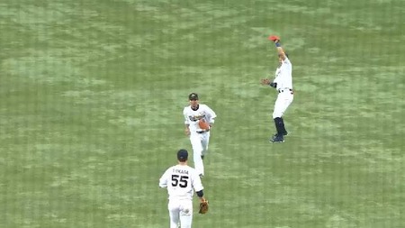 ５回表５浅村ライトフライ (2)