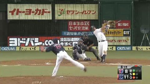 8回裏2メヒアタイムリー4安打 (2)