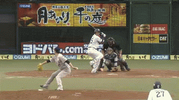 ５回裏５秋山タイムリー (1)