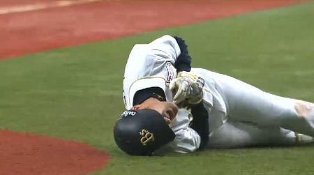 １回裏１安達ヒット平野デッドボール交代 (5)