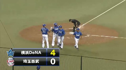 3回表3筒香2ランHR (3)