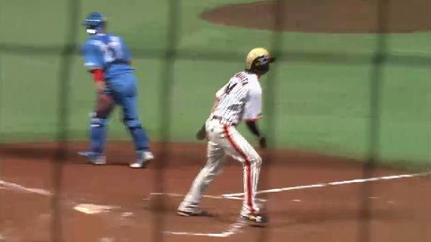 ５回裏３吉村犠牲フライ (2)