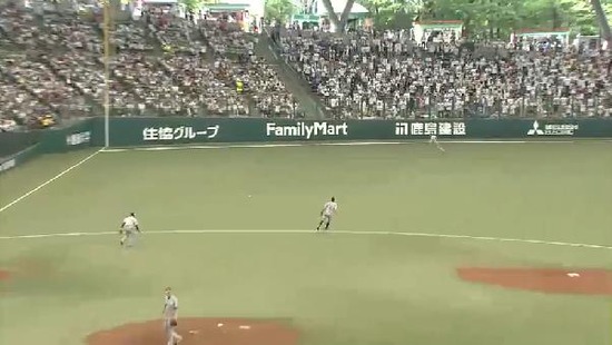 2回裏１先頭木村３試合連続ヒット (2)