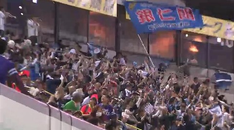 5回炭谷HR (1)