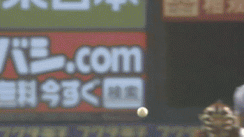 9回表3中村HR (1)