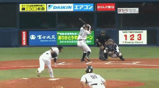 6回表2秋山2点タイムリー (1)