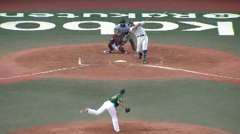 ３回表３メヒア２ラン (2)