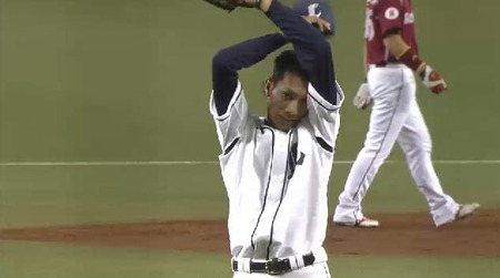 ２回表１四死球３つ (2)