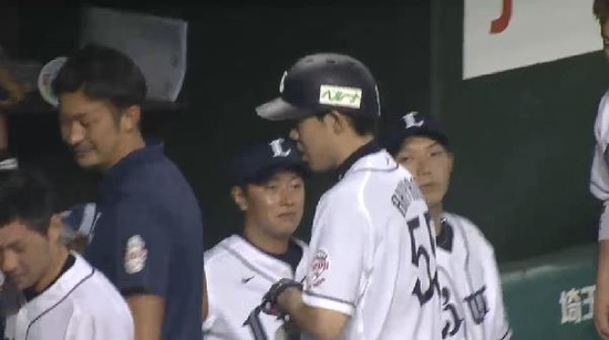 ３回裏３秋山３ラン (7)