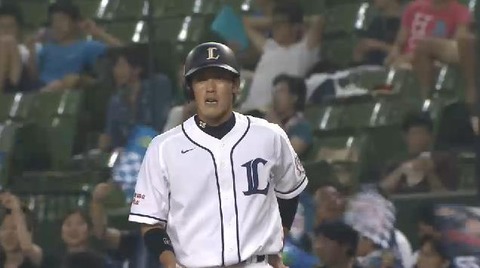 8回裏3斉藤同点タイムリー (3)