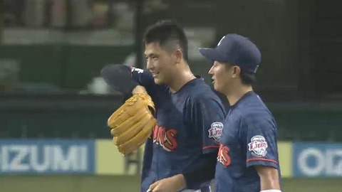 1回表2浅村エラー1塁3塁 (3)