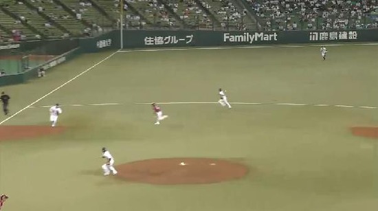 2回表１フォアボール嶋タイムリー (4)
