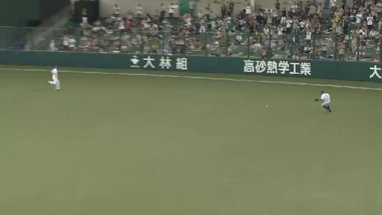 ３回表２逆球ヘルマンタイムリー (4)