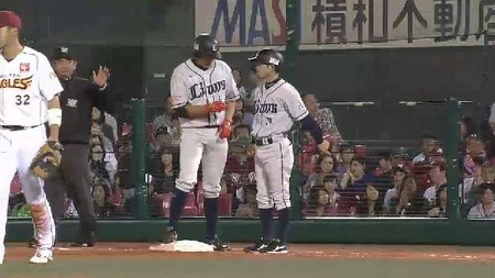 ７回表１秋山梅田ヒット (2)