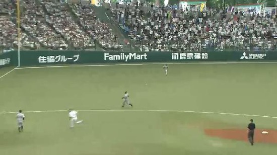 1回裏２秋山盗塁成功浅村ヒット１塁３塁 (2)