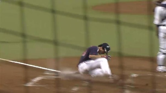 2回表2川端2点タイムリー (4)