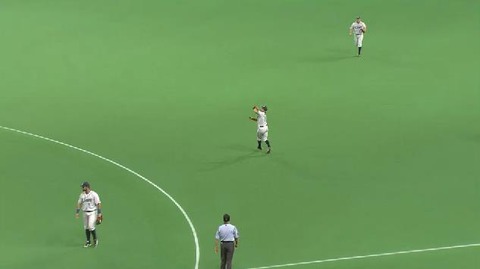 5回裏1小石三者凡退 (2)