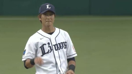 ２回表１併殺金子エラー２塁 (3)