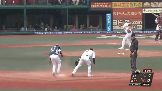 ５回表４熊代盗塁