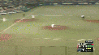 3回表１頭脳プレー