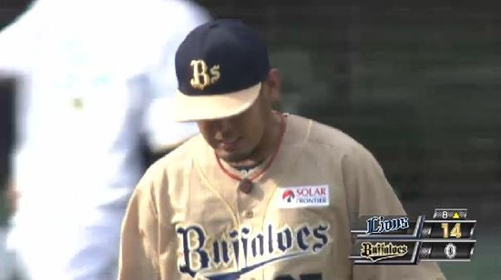 ８回表１永江２点タイムリー (3)