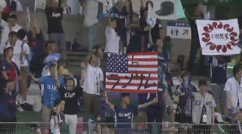 １回裏３ランサム満塁弾 (4)