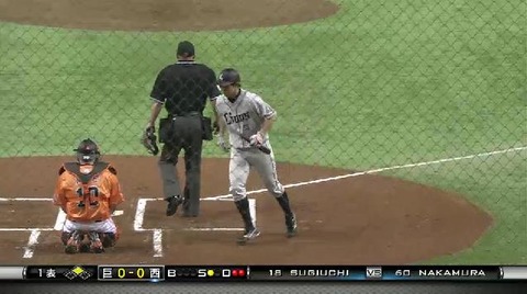 １回表１おかわりタイムリー２ベース (1)