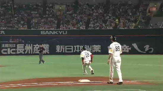 12回裏２高谷ヒット (3)