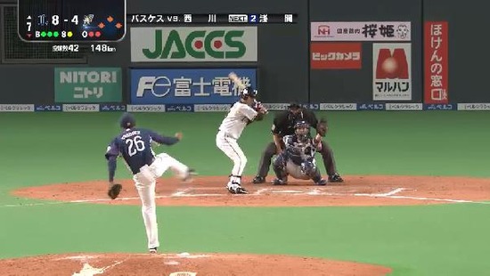 ７回裏２西川フォアボール押し出し (2)