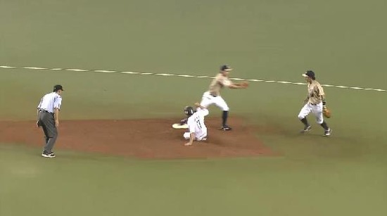 ４回裏５斉藤内野ゴロ (2)