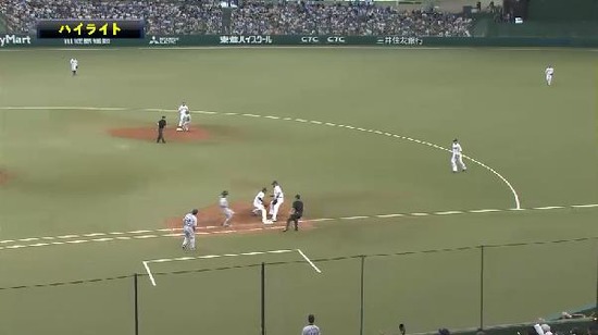 ７回表２ファーストゴロ (4)