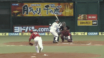 ３回裏１栗山HR (1)