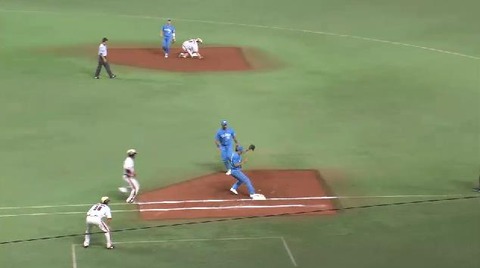 ８回表４松中一ゴロ (1)