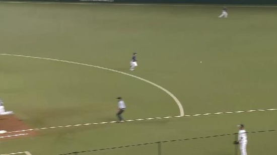 ３回表４今江２点タイムリー (3)