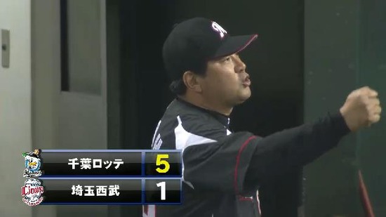 ５回表１伊志嶺タイムリー２ベース (2)