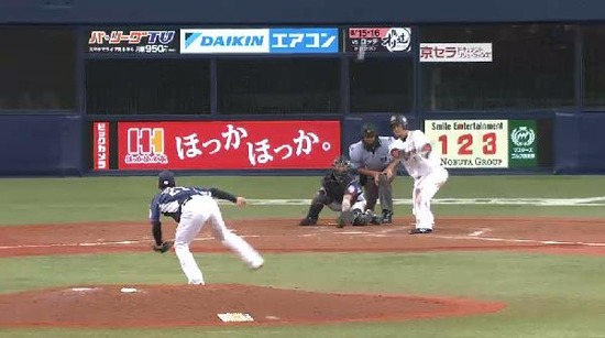 ５回裏２中島タイムリー (4)
