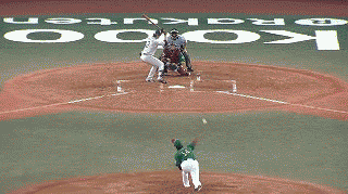 2回表2金子2ラン (1)