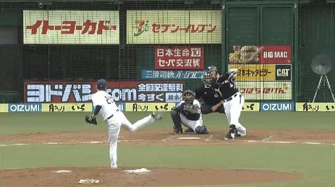 5回表1マートン2ベース