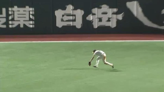 ３回表４浅村犠牲フライ (1)