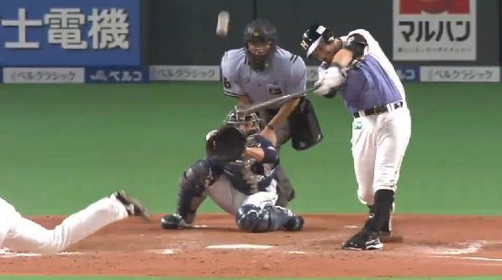 ５回裏５レアード満塁弾 (3)