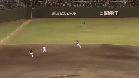 7回裏1ツーアウト2塁代打斎藤タイムリー (3)