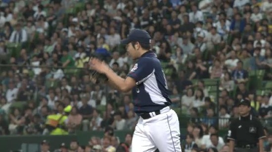 ５回表５加藤ヒット性鬼崎ファインプレー (5)