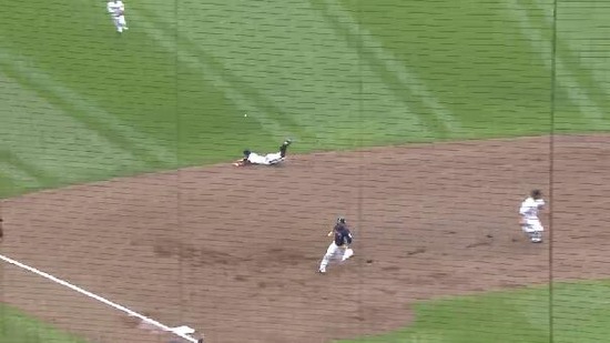 2回表4炭谷ヒット満塁 (2)