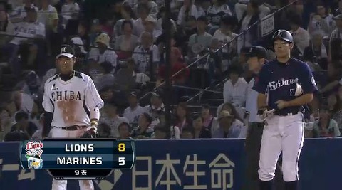 9回表2秋山タイムリー高浜弾く (2)