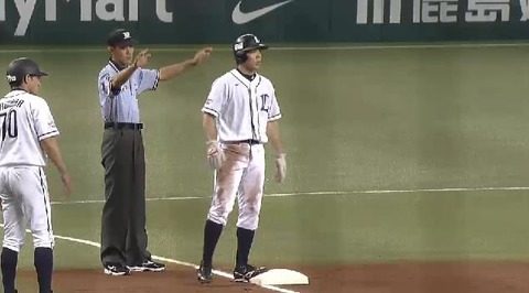 １回裏１秋山四球渡辺エンドラン成功１塁３塁 (1)